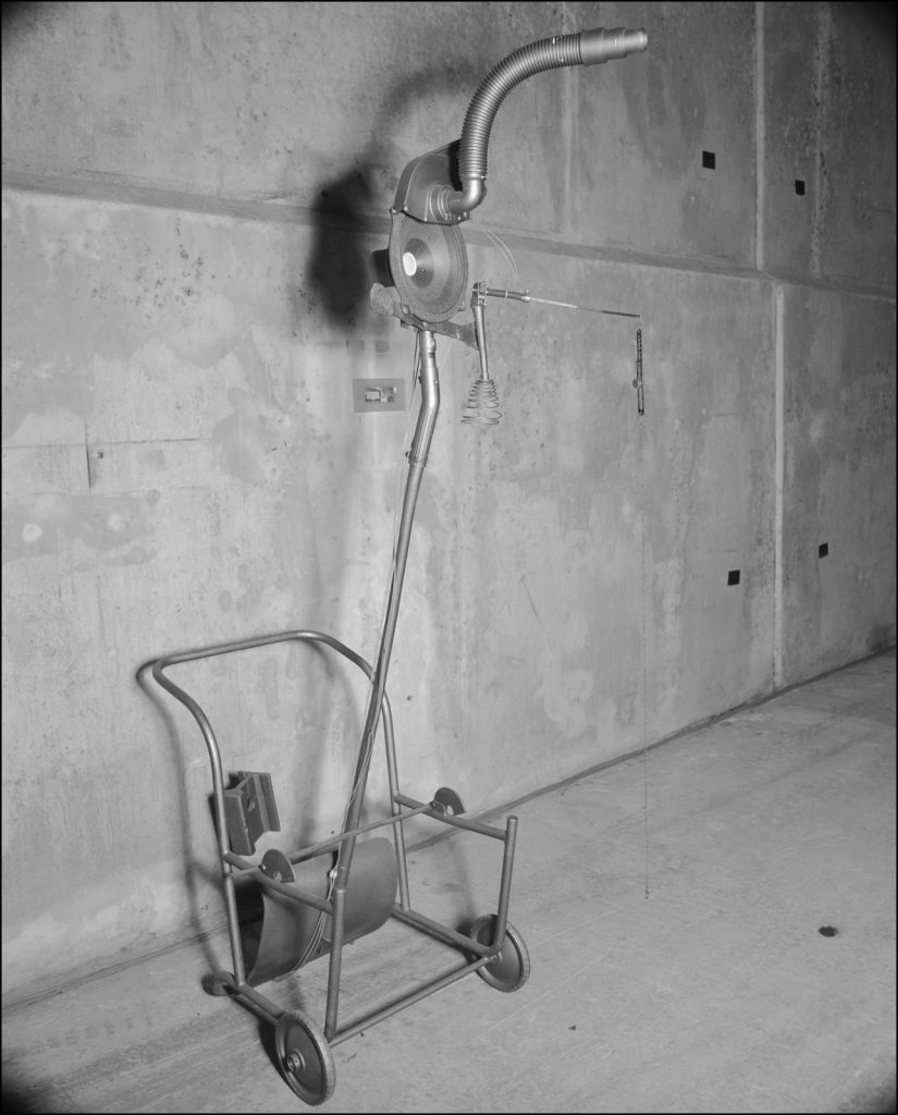 tonduschen (2002) sculpture series (mixed materials) (2002) by Andree Thielemann in collaboration with Götz Rogge.