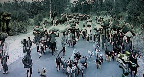 Andree Thielemann |  Stahlplastik | Fotocollage | 2014 | Titel: Hilfe