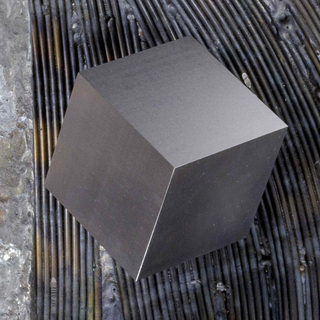 schutzschirm (2015) steel sculpture "schutzschirm" (2015) by Andree Thielemann