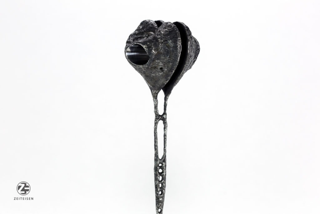 steel sculpture "sehnsucht" (2019) by Andree Thielemann