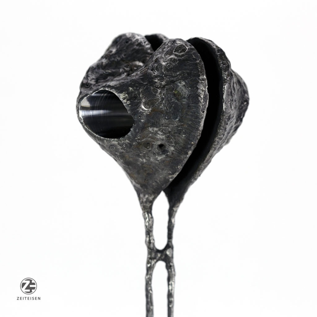 steel sculpture "sehnsucht" (2019) by Andree Thielemann