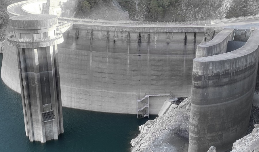 photo series "grau" (2016) by Andree Thielemann